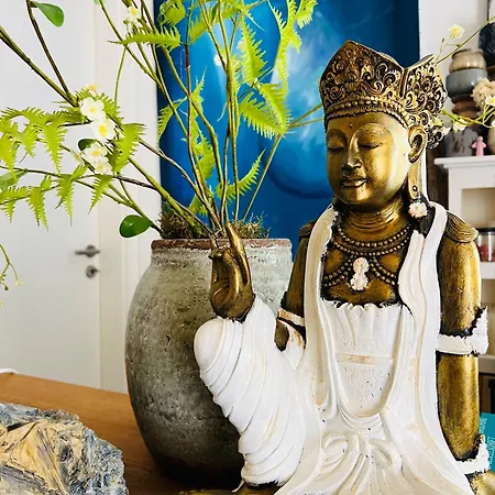 民宿 Schlafen Im Atelier - Einzigartiges Gaestezimmer Am Ammersee